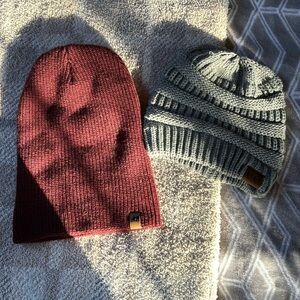 Beanie bundle (C.C. Poneytail beanie & K2 beanie)#454